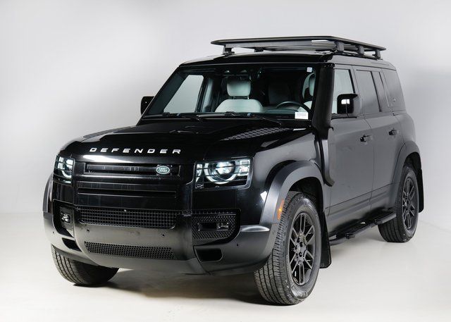 2023 Land Rover Defender S's photo