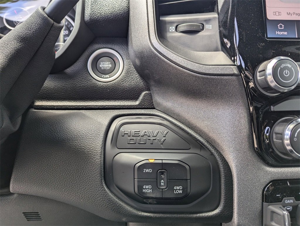2025 Ram 3500 Tradesman photo 15