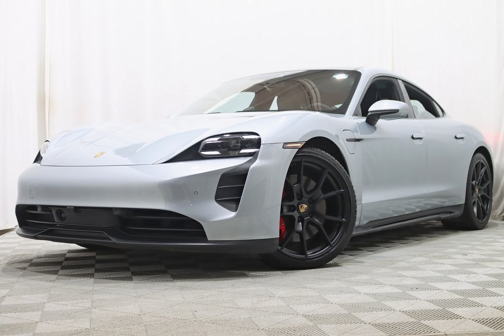 2022 Porsche Taycan GTS photo 6