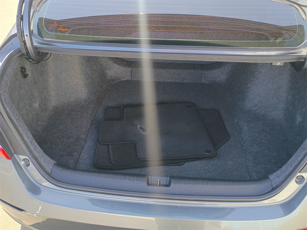 2020 Honda Accord LX photo 30