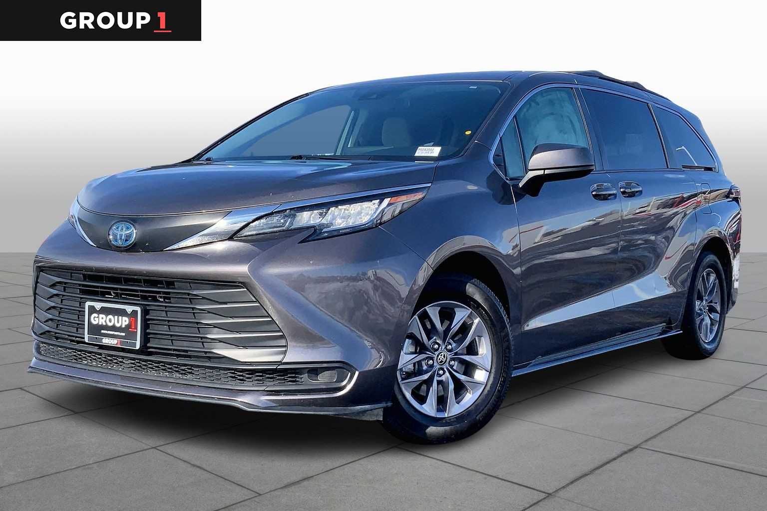 2021 Toyota Sienna LE