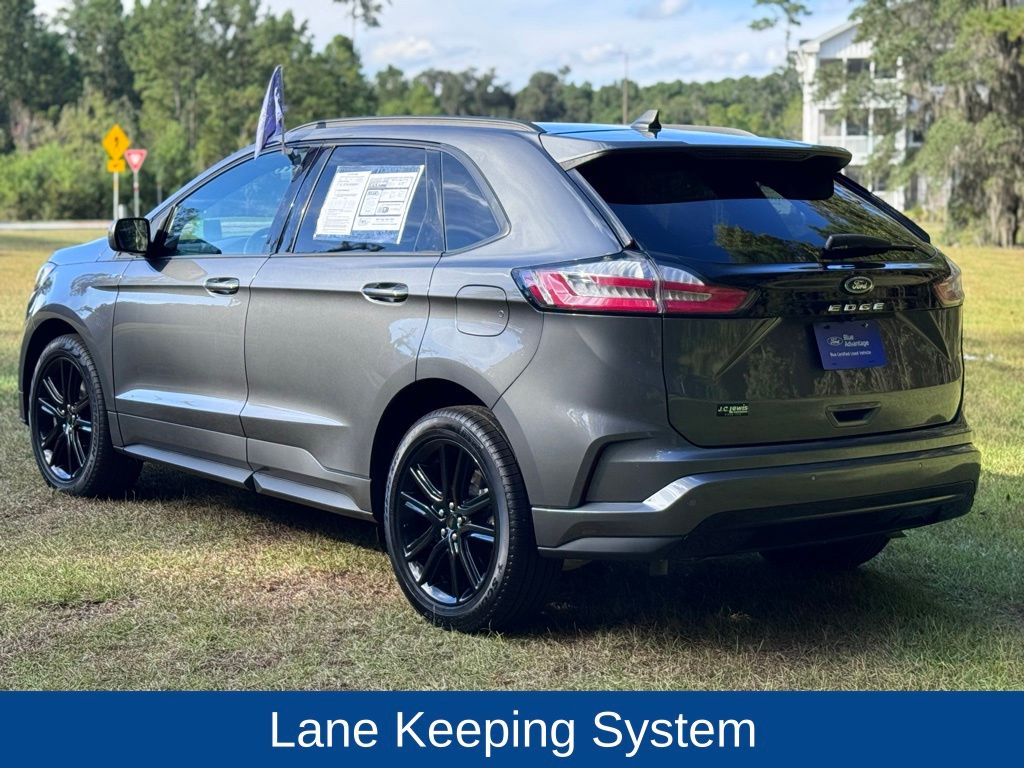 2022 Ford Edge ST photo 3