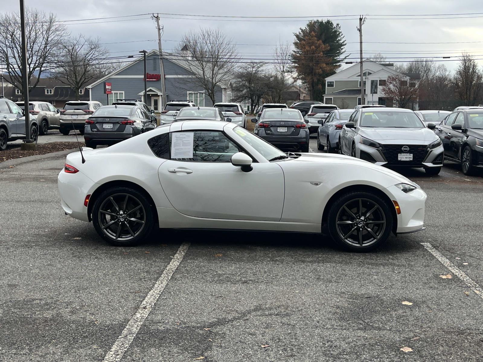2019 Mazda MX-5 Miata Miata RF Grand Touring photo 4