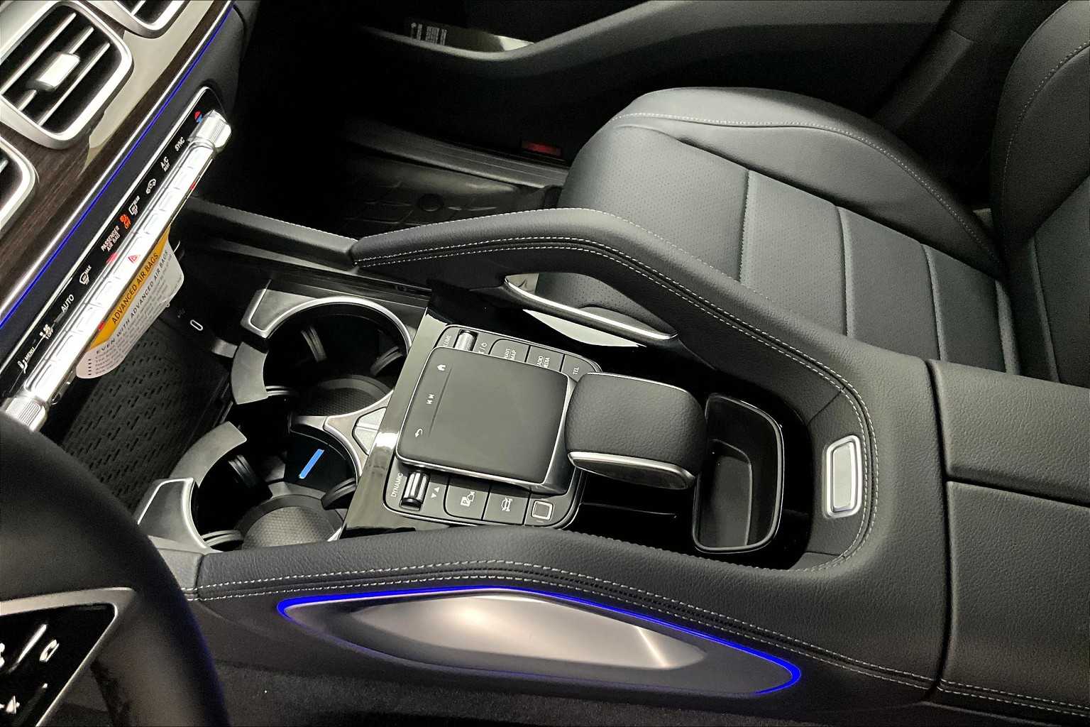 2026 Mercedes Benz GLE 450 4MATIC photo 4