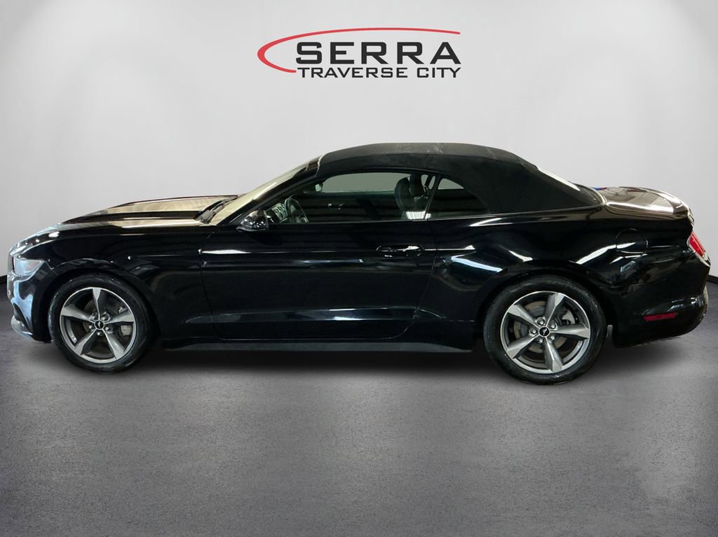 2016 Ford Mustang V6 Convertible photo 8