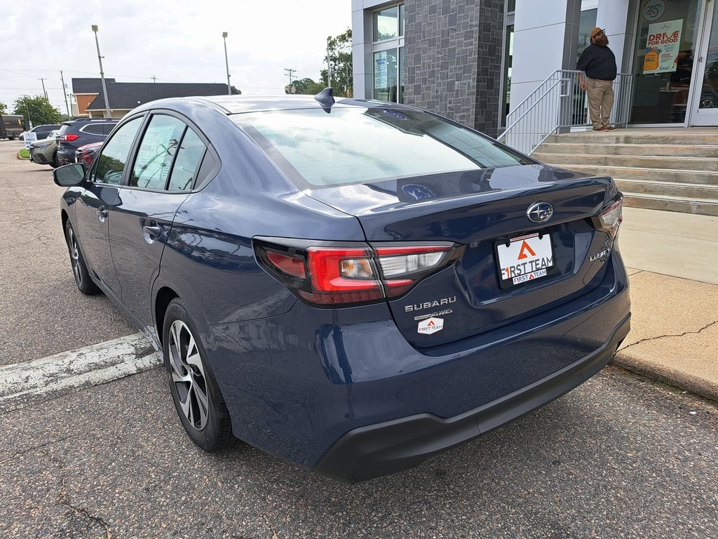 2025 Subaru Legacy Premium photo 3