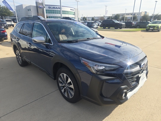 2025 Subaru Outback Touring's photo