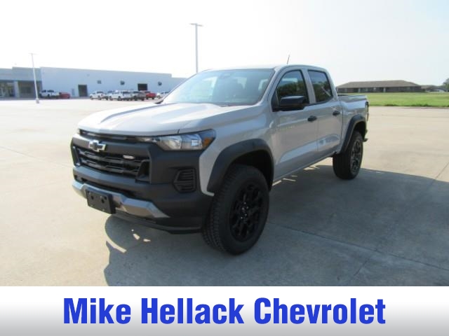 2026 Chevrolet Colorado Trail Boss photo 3