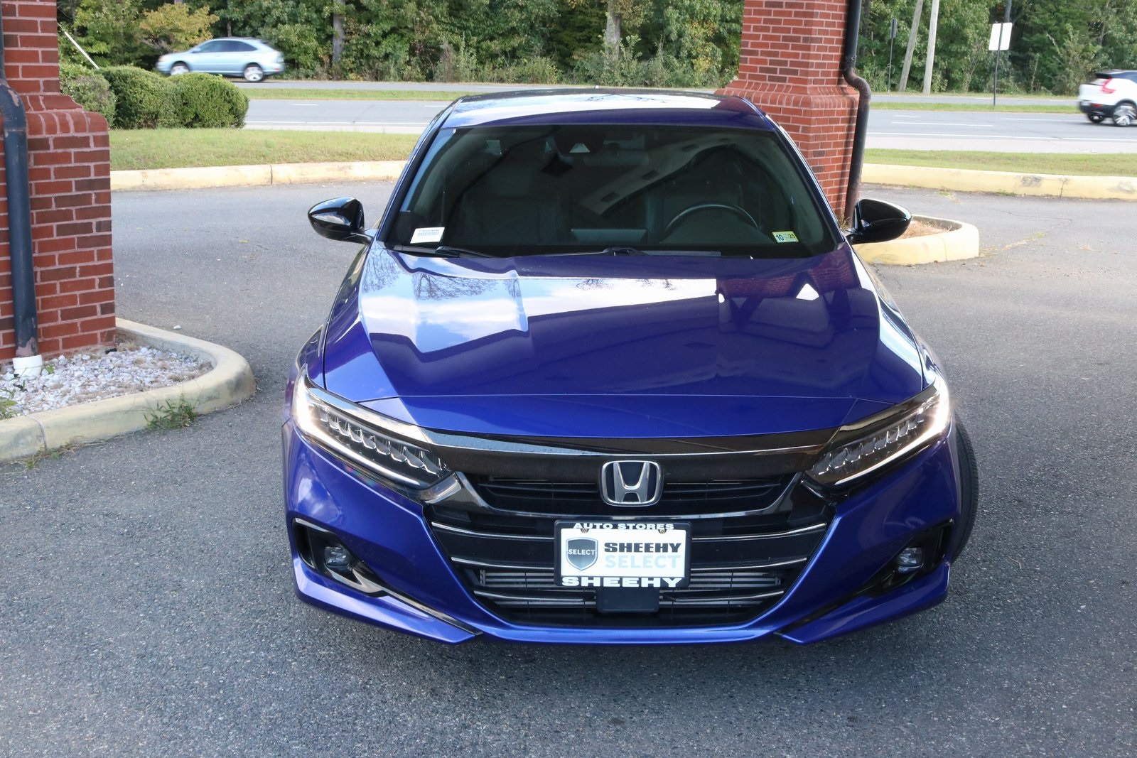 2022 Honda Accord Sport photo 2