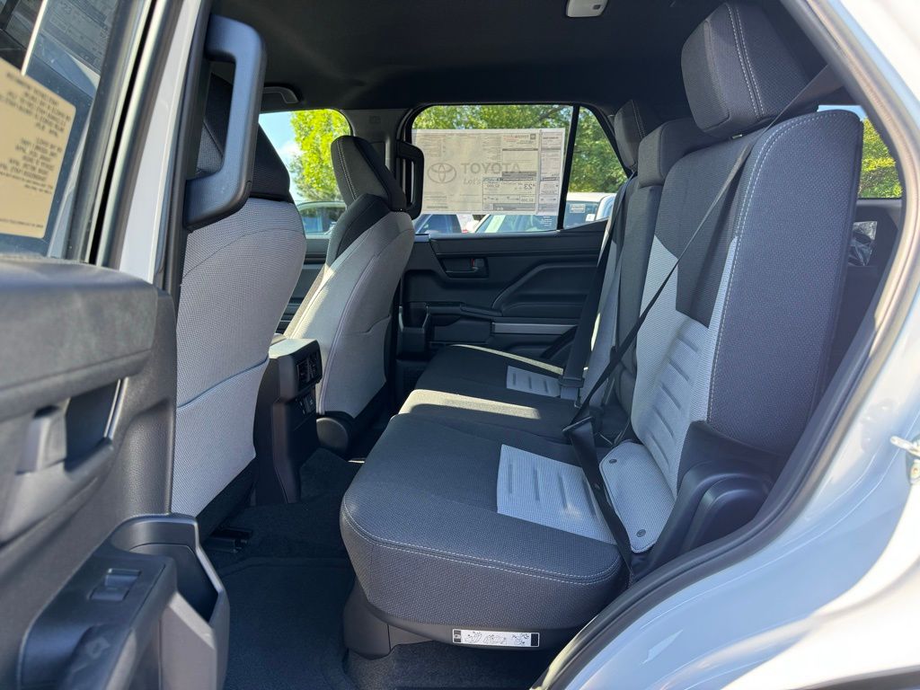 2025 Toyota 4Runner TRD Off-Road photo 11