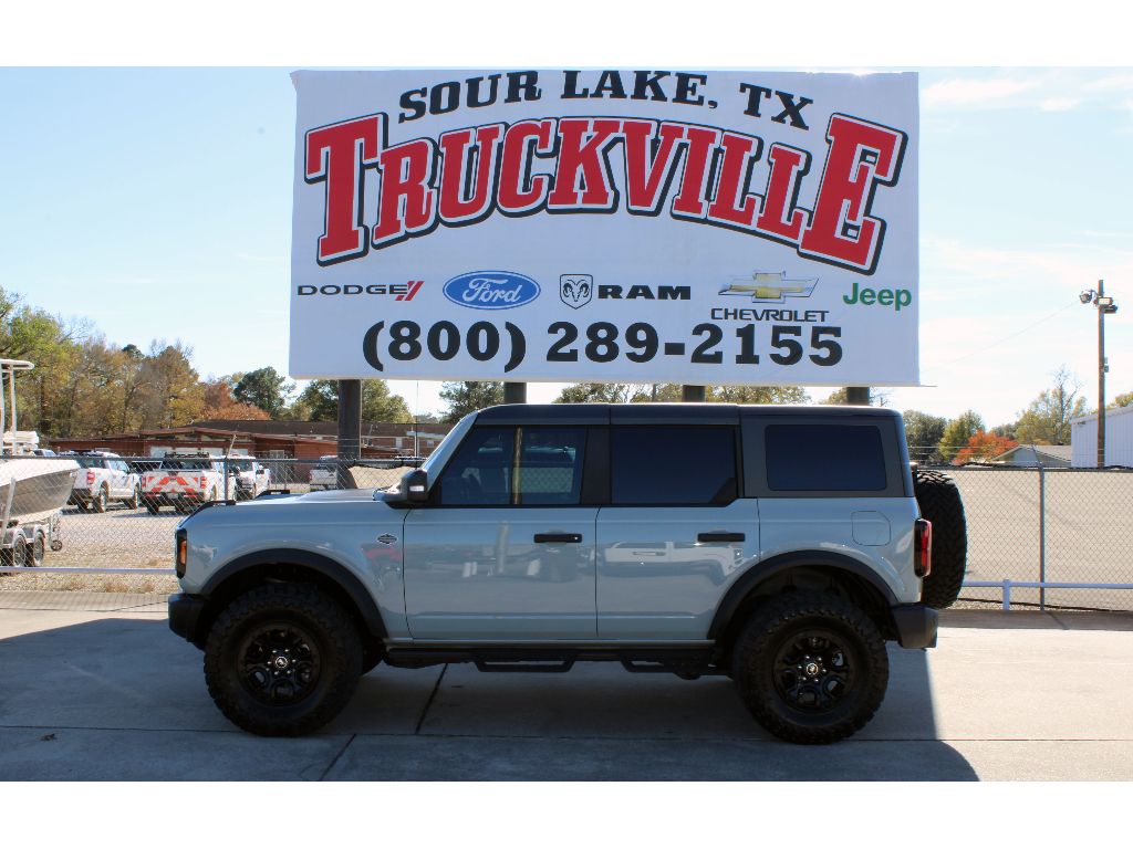 2023 Ford Bronco 4-Door Wildtrak's photo