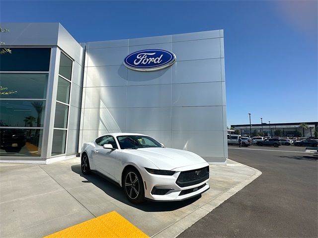 2025 Ford Mustang EcoBoost's photo