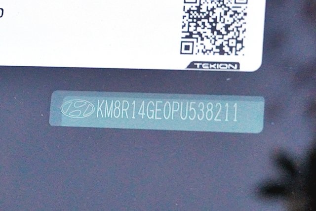 Used 2023 Red Hyundai SE image 33