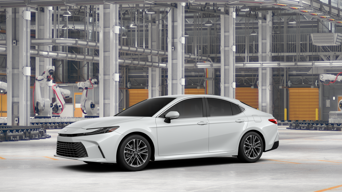 2026 Toyota Camry XLE photo 2