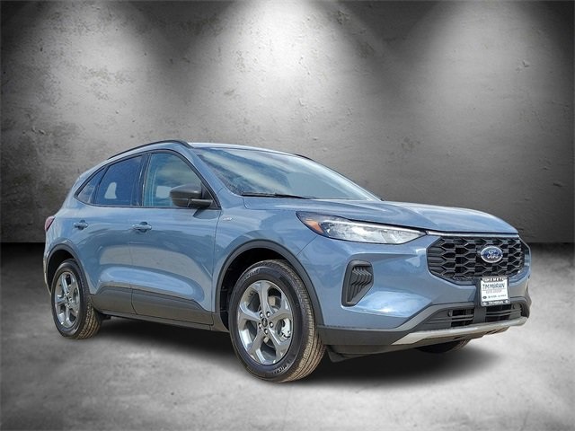 2025 Ford Escape ST-Line photo 2