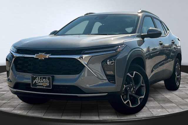 2025 Chevrolet Trax LT's photo