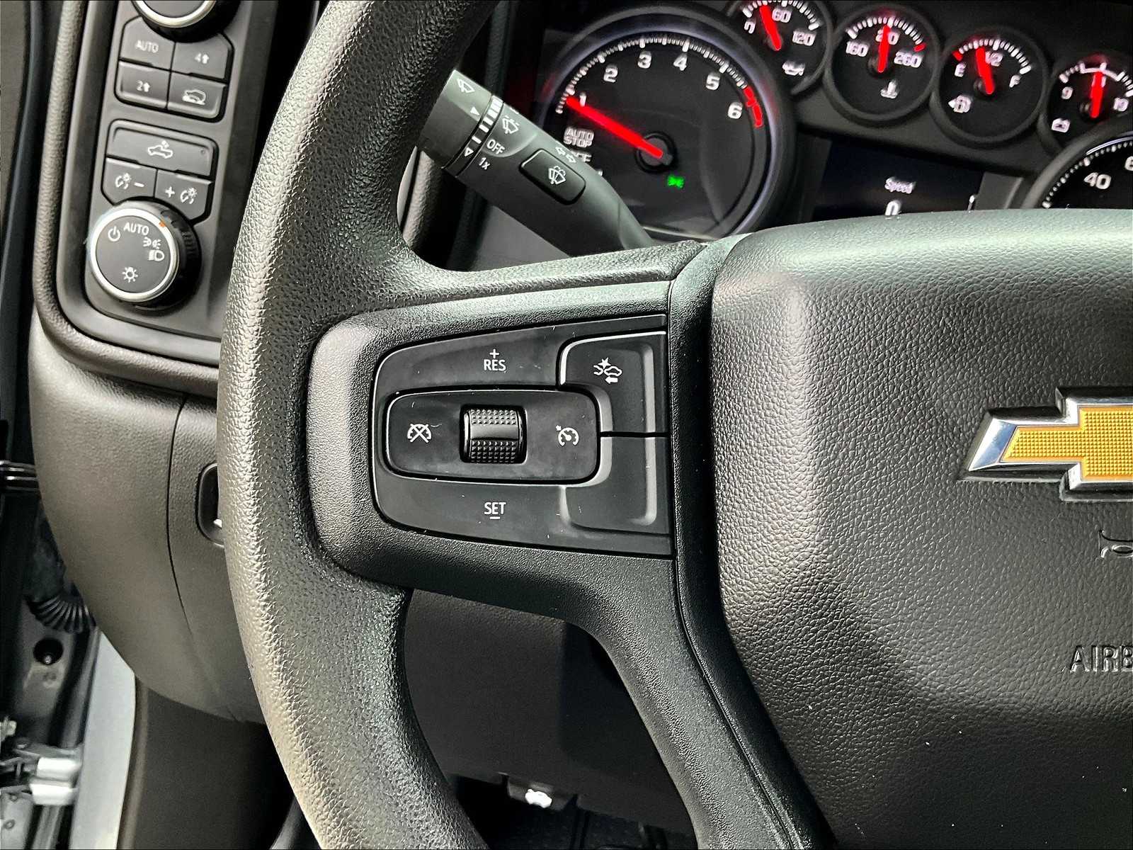 2024 Chevrolet Silverado 1500 Custom photo 22