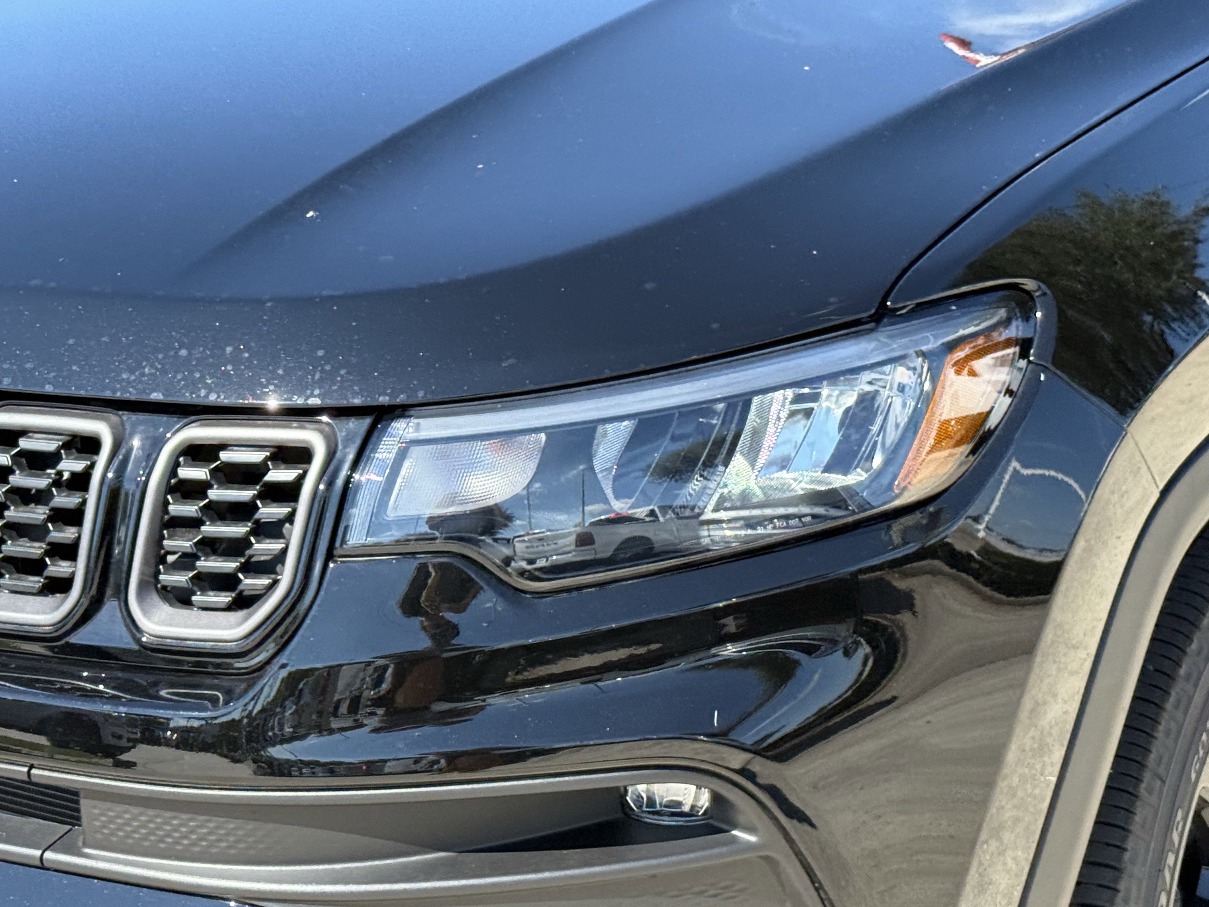 2026 Jeep Compass Latitude photo 4