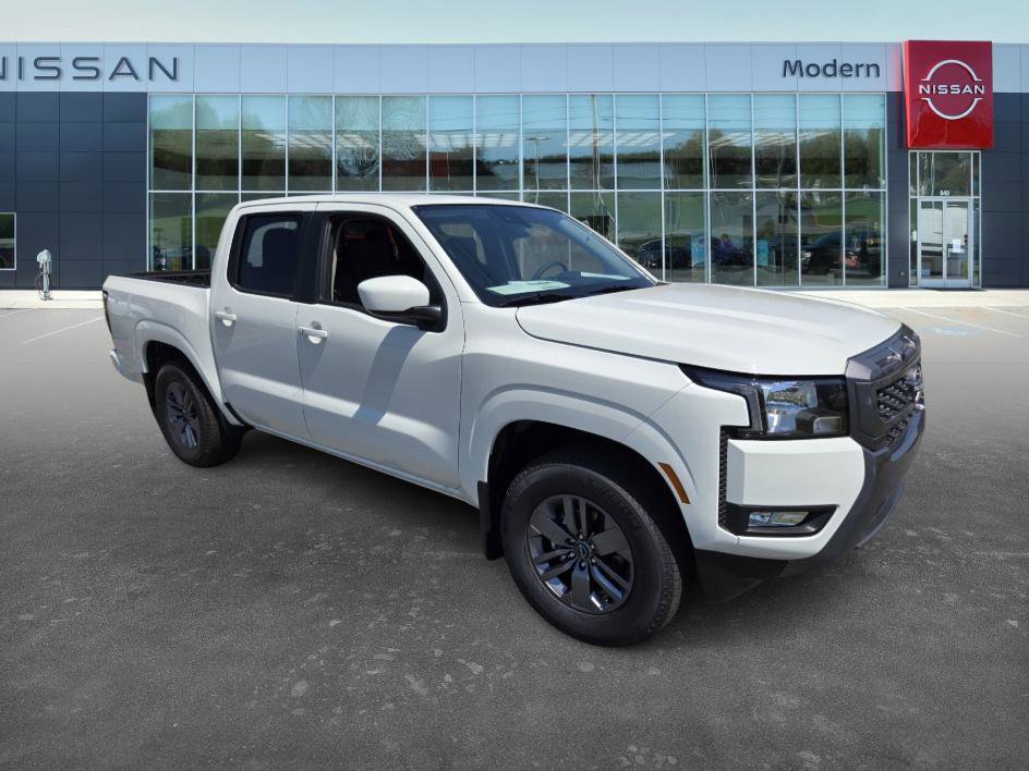 2025 Nissan Frontier Crew Cab SV photo 3
