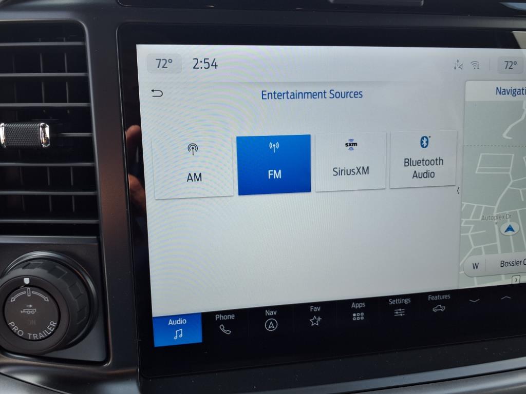 2025 Ford F-150 XLT photo 6