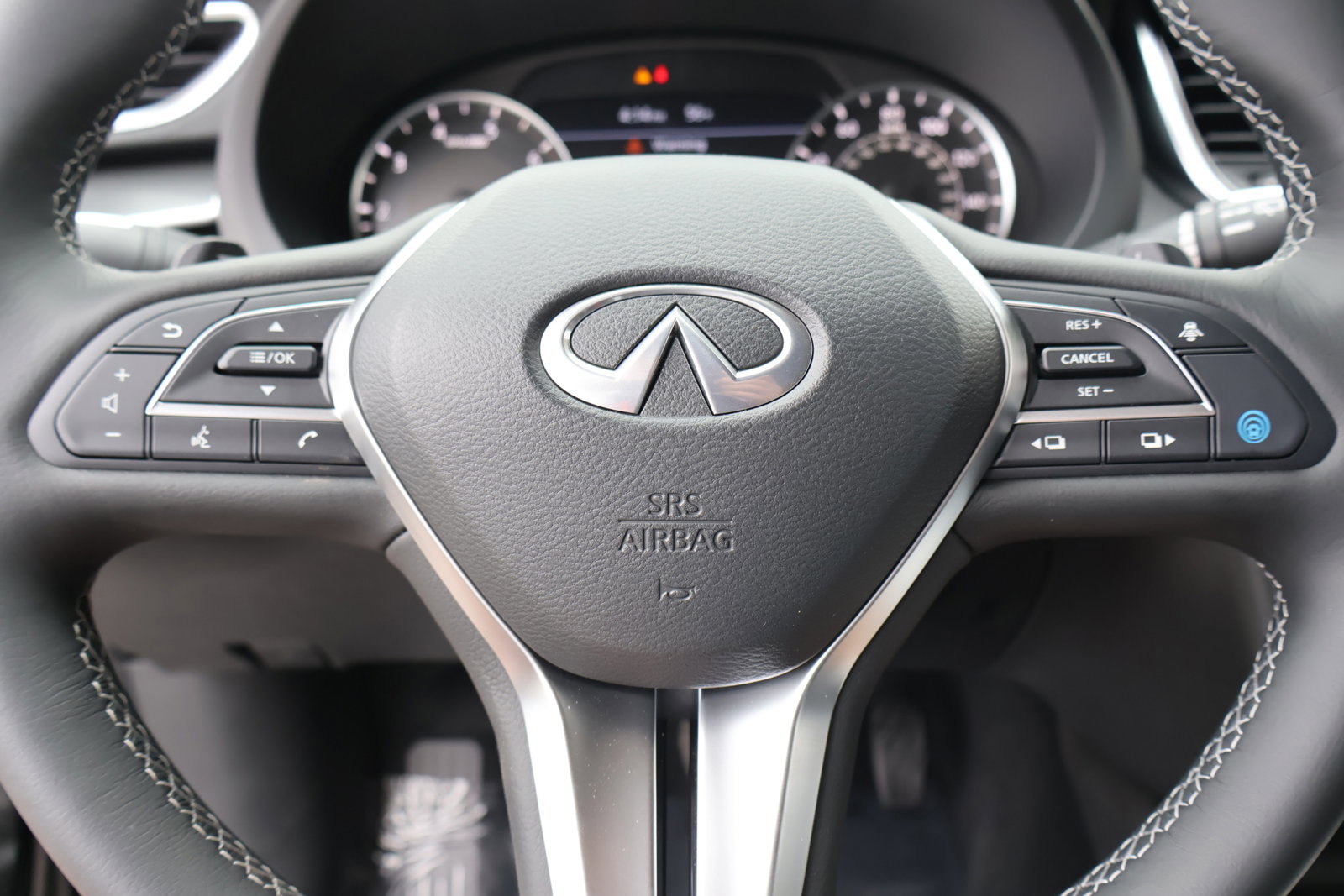 2025 Infiniti QX50 Luxe photo 23