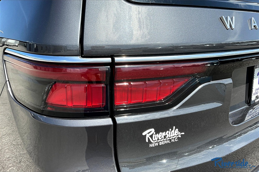 2022 Jeep Wagoneer Series III photo 21