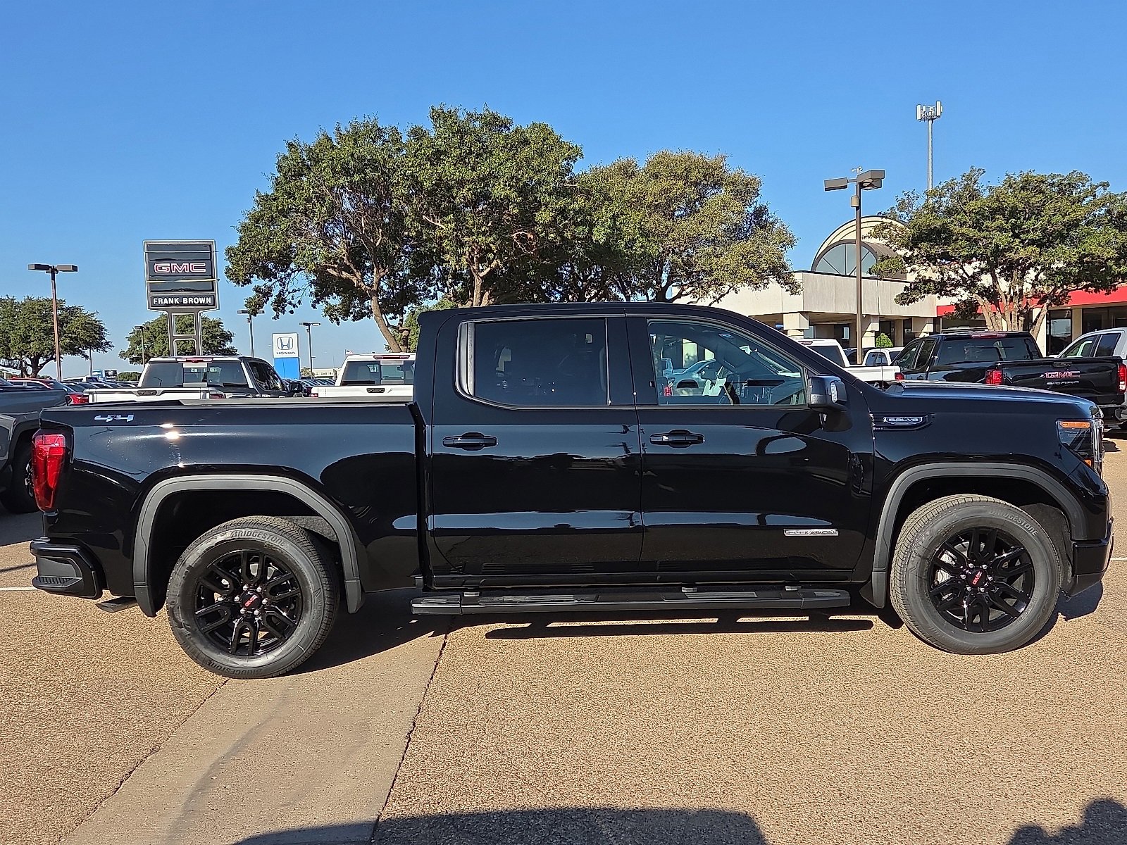 2026 Gmc Sierra 1500 Elevation photo 4