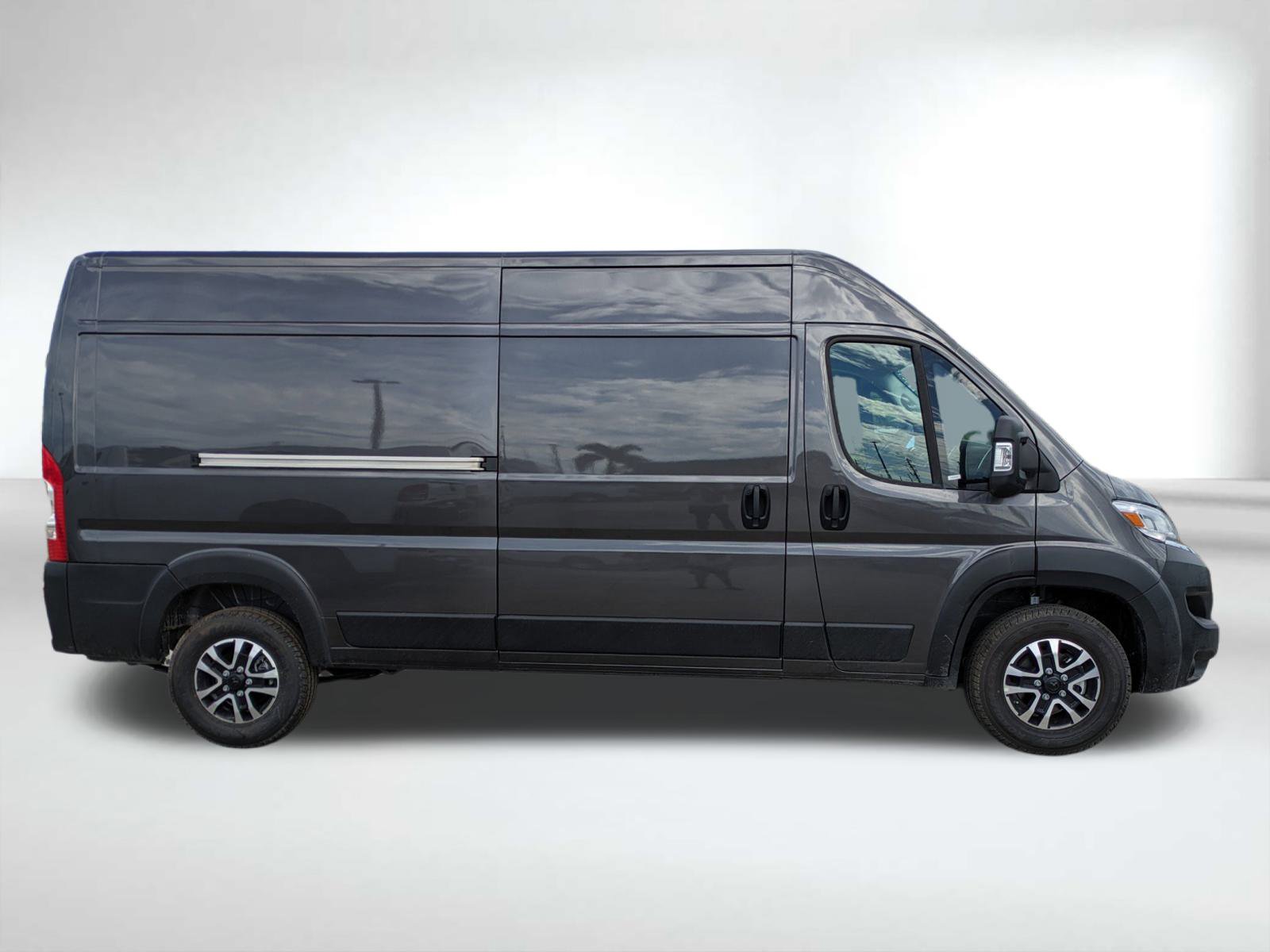 2026 Ram ProMaster 2500 photo 3