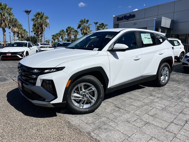 2026 Hyundai Tucson SE photo 3