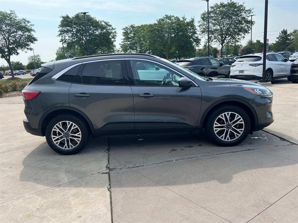 2020 Ford Escape SEL photo 6