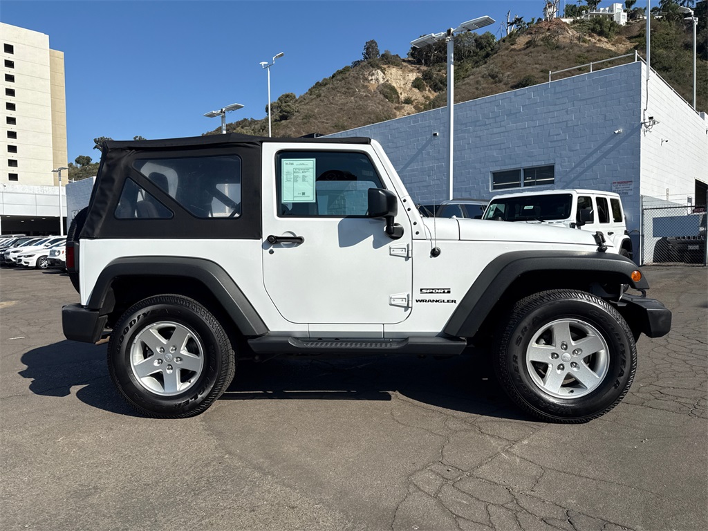 2017 Jeep Wrangler Sport photo 7