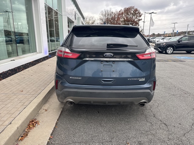 2019 Ford Edge Titanium photo 4