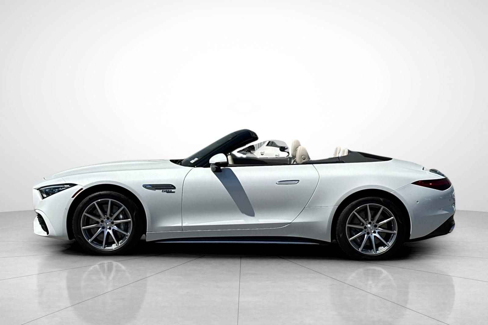 2026 Mercedes Benz SL AMG 43 photo 25