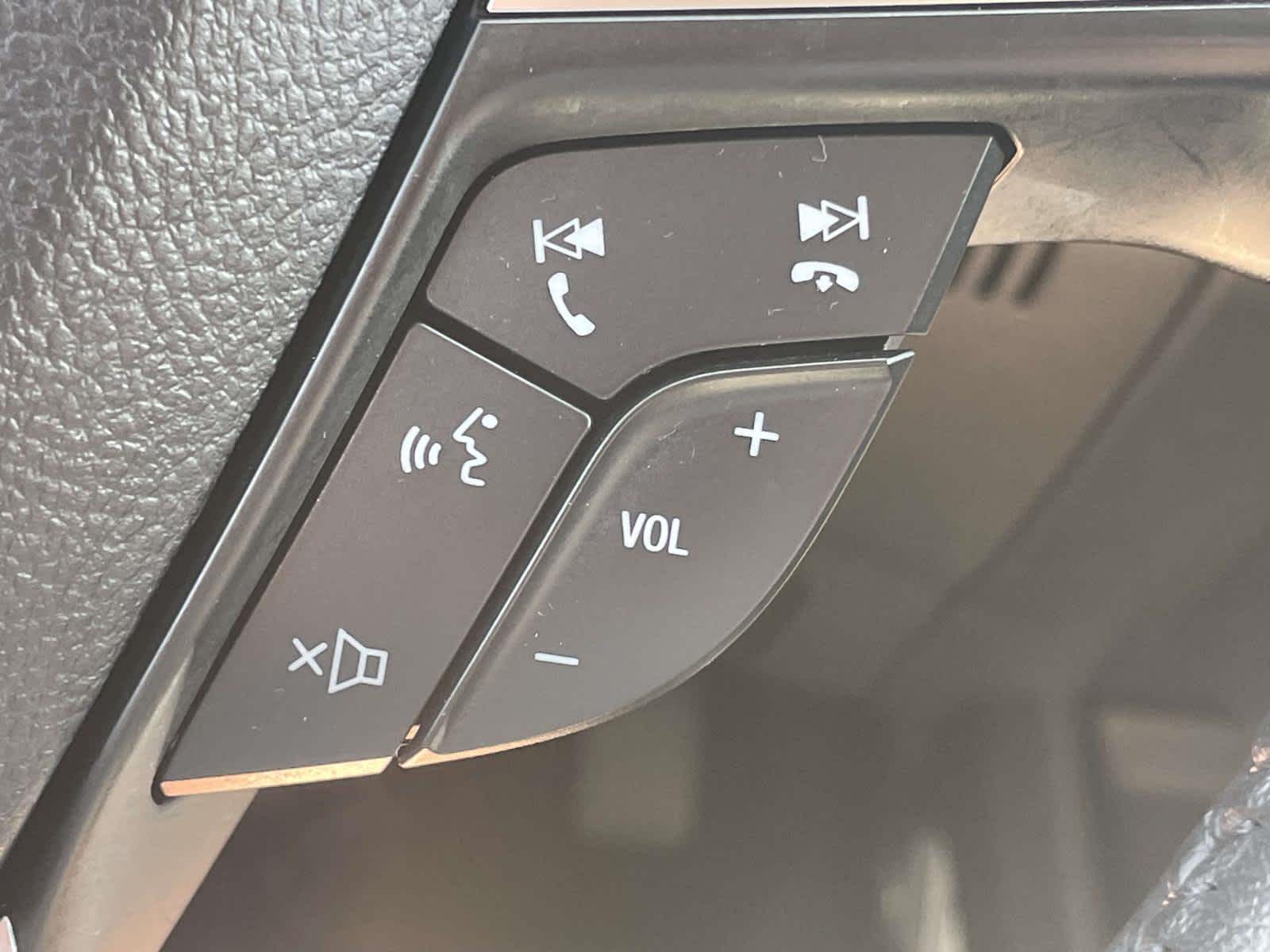 2024 Ford Edge Titanium photo 30
