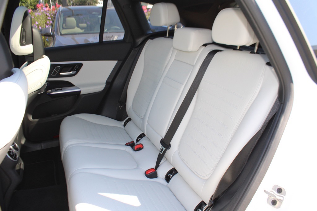 2025 Mercedes Benz GLC 350e 4MATIC photo 22