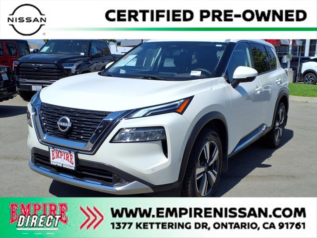 2022 Nissan Rogue Platinum's photo