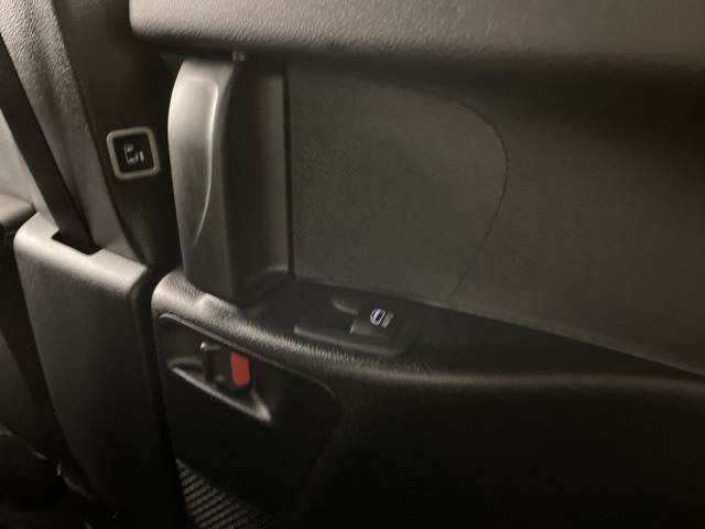2026 Chrysler Pacifica photo 15