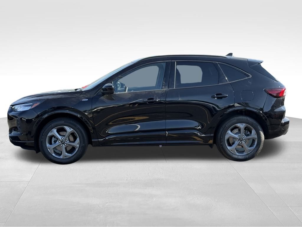 2023 Ford Escape ST-Line Select photo 2