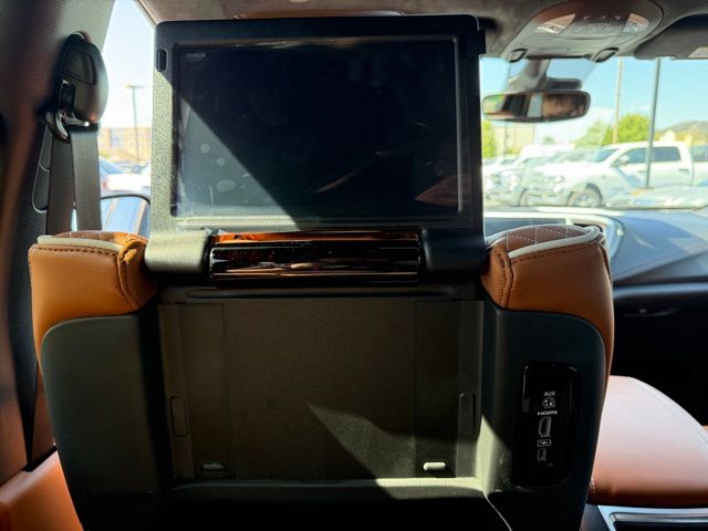 2026 Chrysler Pacifica Pinnacle photo 21
