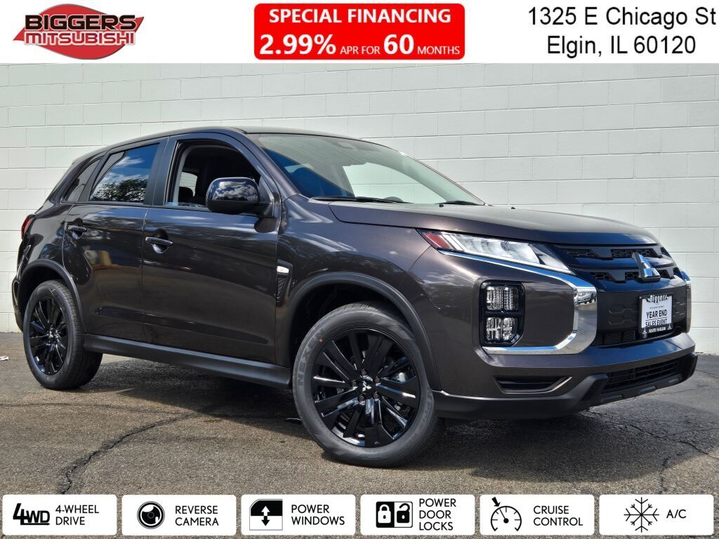 2025 Mitsubishi Outlander Sport LE's photo