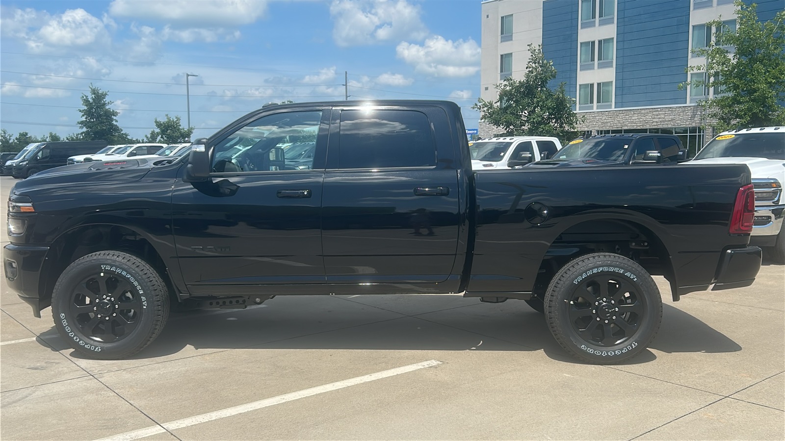 2025 Ram 2500 Laramie photo 7