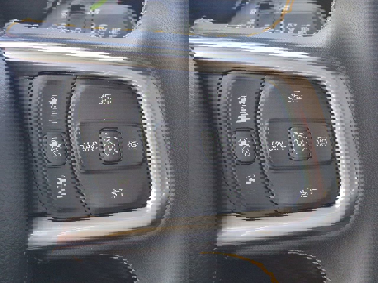 2024 Jeep Wrangler 4xe Sahara photo 23