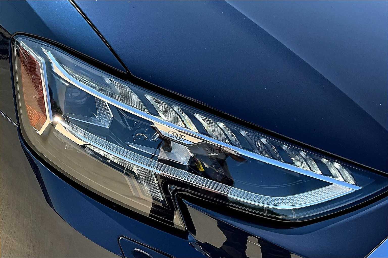 2022 Audi S8 Quattro photo 25