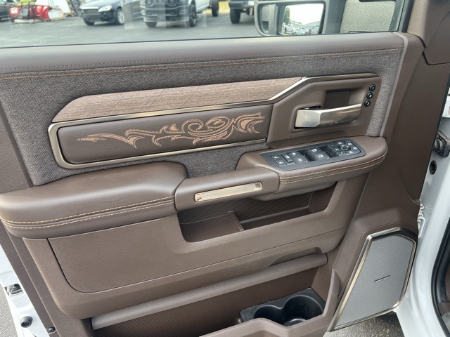 2025 Ram 2500 Limited photo 7