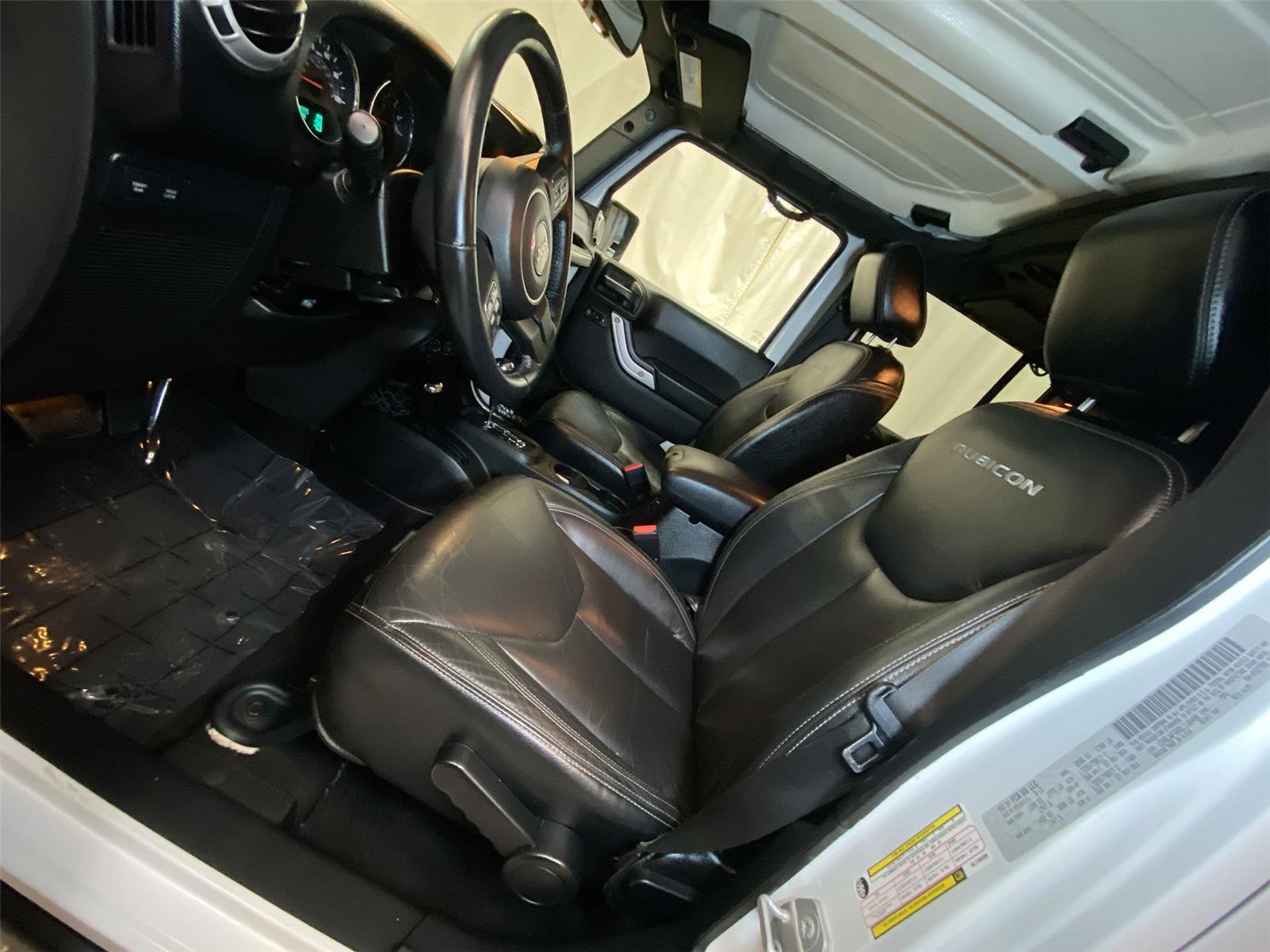 2016 Jeep Wrangler Rubicon photo 11