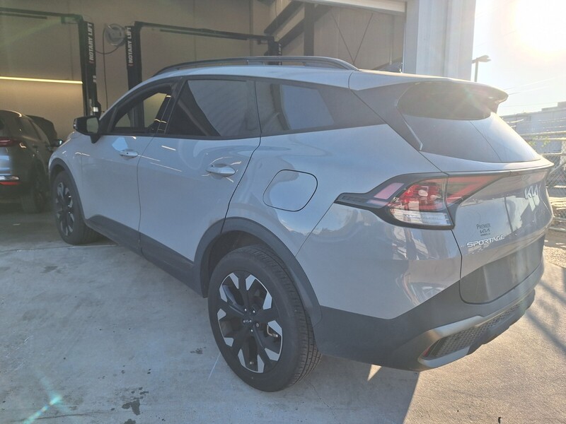 2023 Kia Sportage X-Line photo 3
