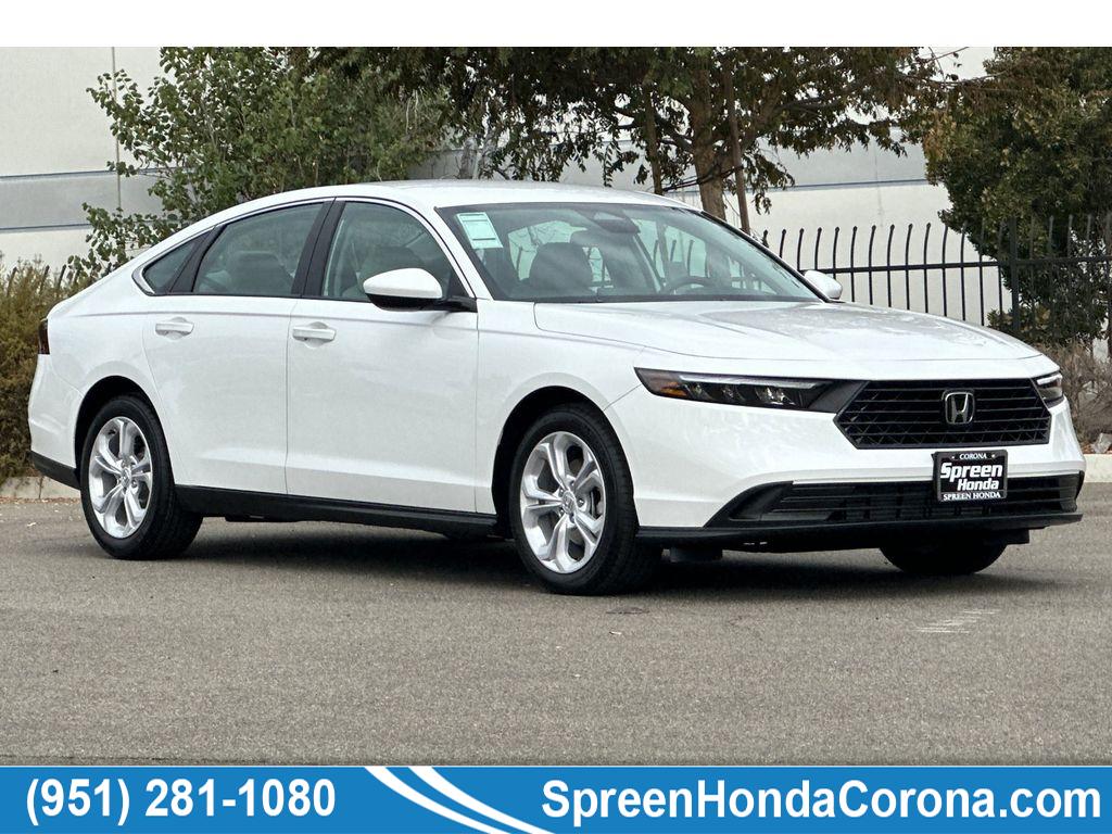 2025 Honda Accord LX's photo