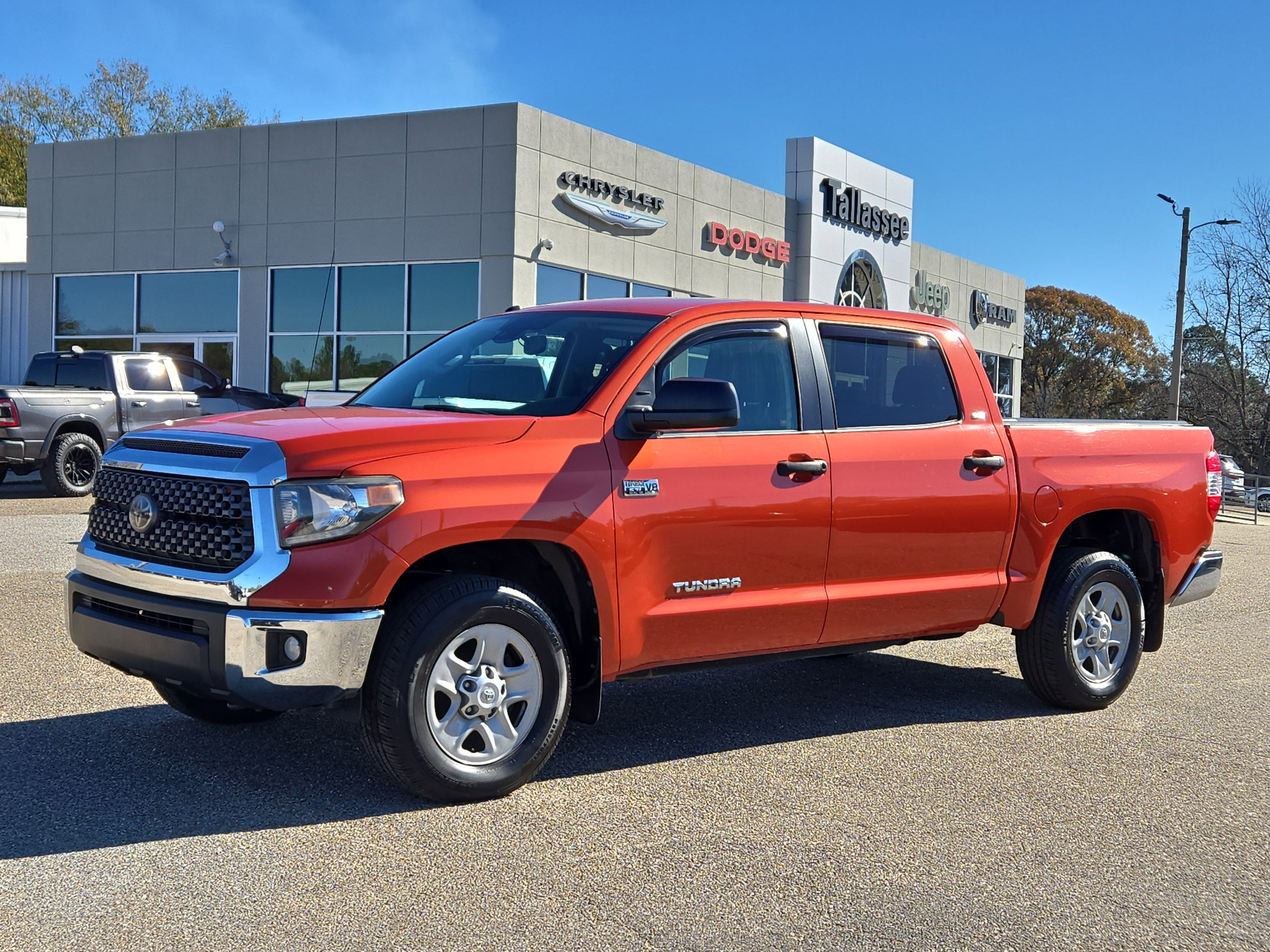 2018 Toyota Tundra SR5's photo
