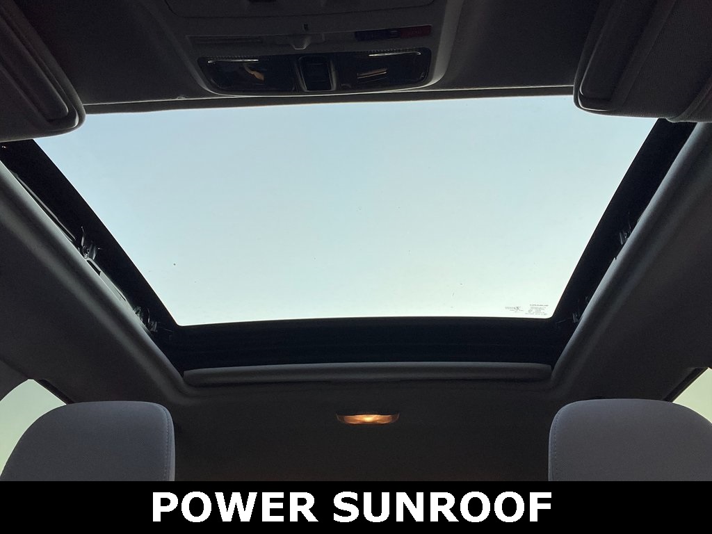 2017 Subaru Forester 2.5i Premium photo 3