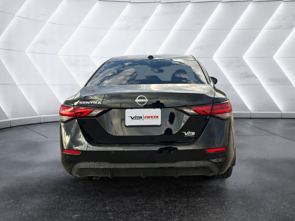 2025 Nissan Sentra SV photo 3